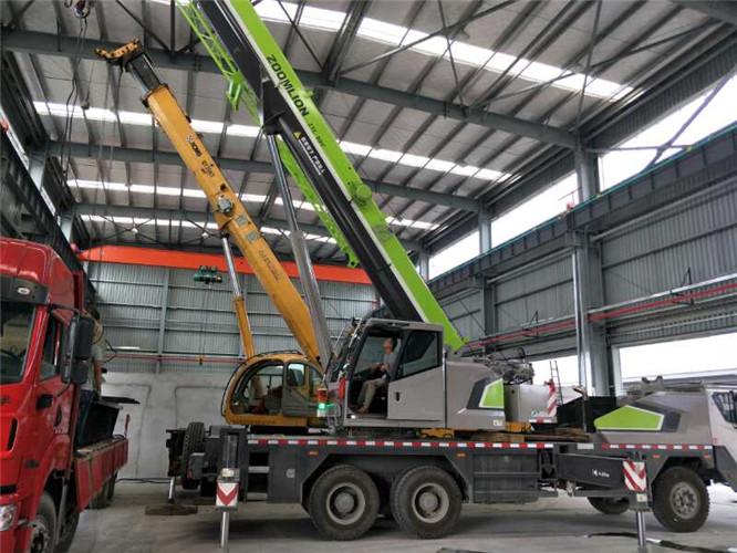 称多县高空车出租需要注意哪些安全事项？